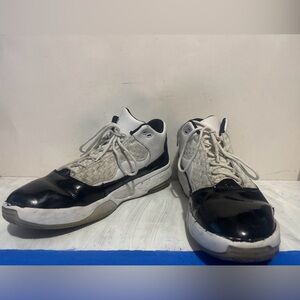 Nike Air Jordan MAX AURA 2 Men's Basketball Shoes 13 Bottoms Coming Up